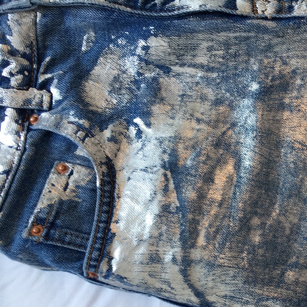 Topshop Mom Jean Shorts cutoffs with silver paint - Picture 5 of 7